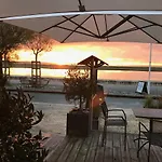 Sur La Otel Marennes (Charente-Maritime)