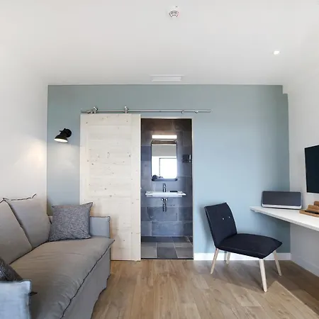 Sur La Hotell Marennes (Charente-Maritime)