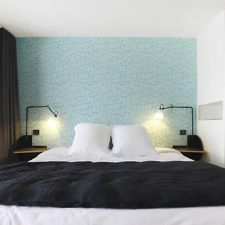 Sur La Hotel 3*